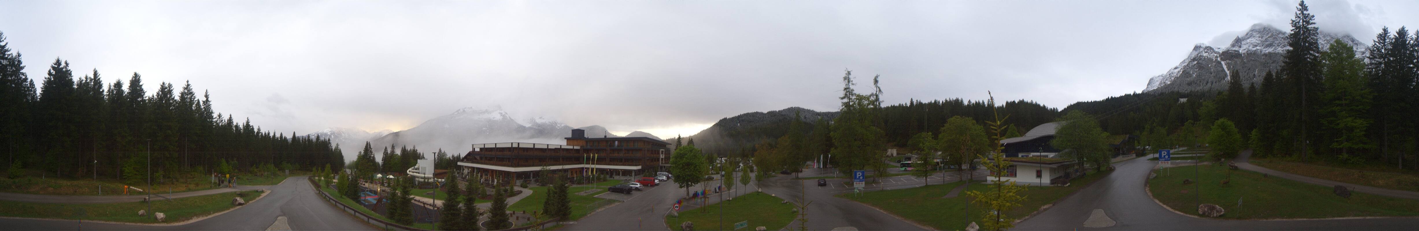 Archiv Foto Webcam Tiroler Zugspitzbahn: Talstation in Ehrwald