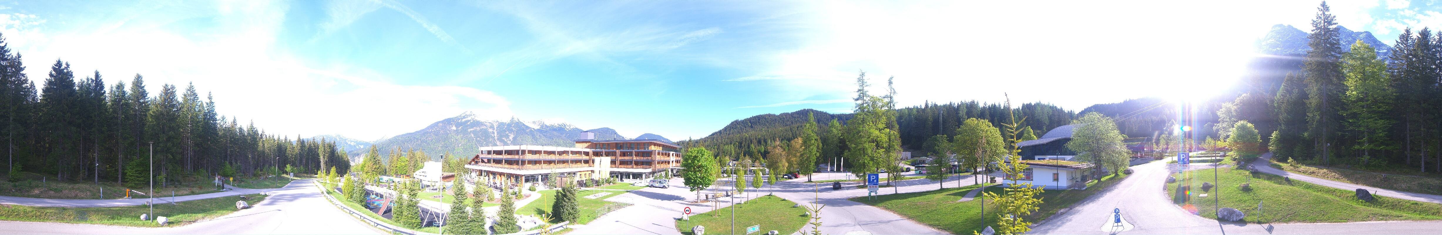 Archiv Foto Webcam Tiroler Zugspitzbahn: Talstation in Ehrwald