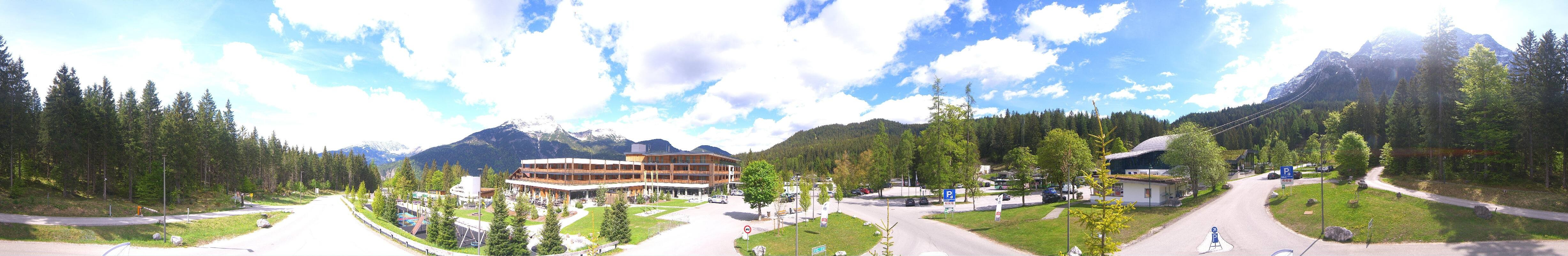 Archiv Foto Webcam Tiroler Zugspitzbahn: Talstation in Ehrwald