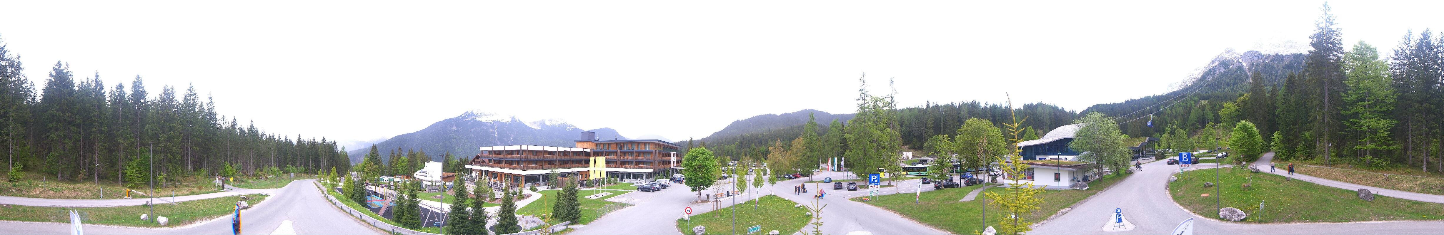 Archiv Foto Webcam Tiroler Zugspitzbahn: Talstation in Ehrwald