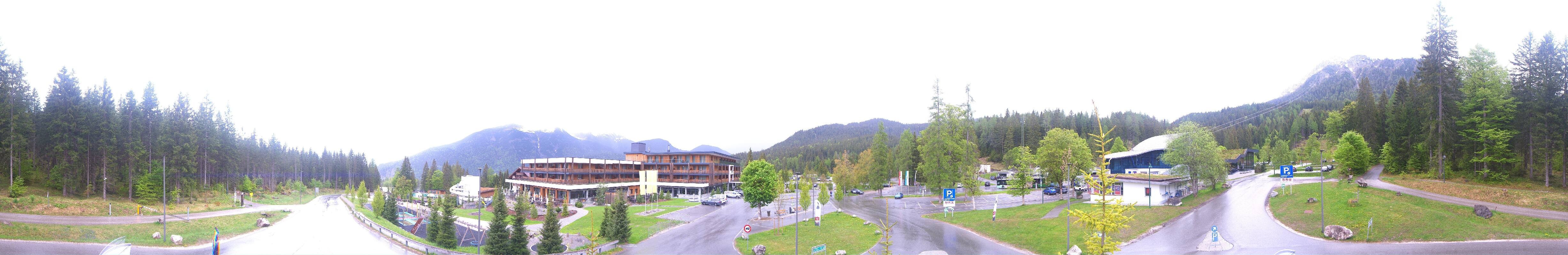 Archiv Foto Webcam Tiroler Zugspitzbahn: Talstation in Ehrwald