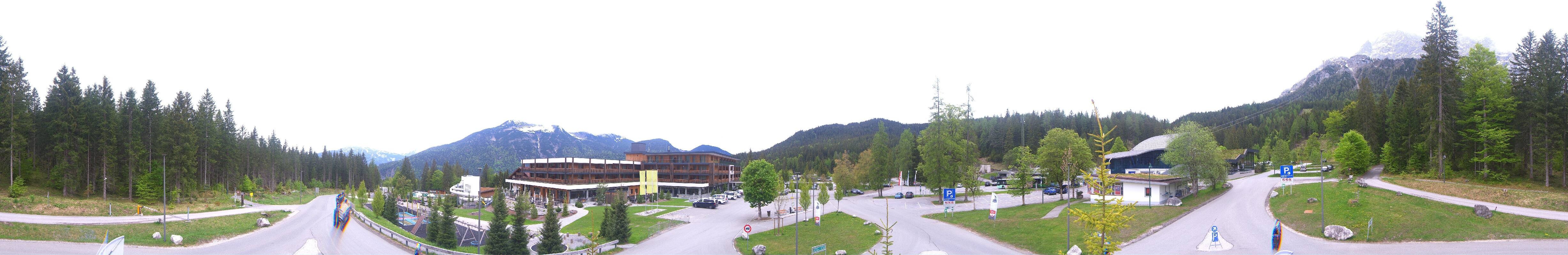Archiv Foto Webcam Tiroler Zugspitzbahn: Talstation in Ehrwald