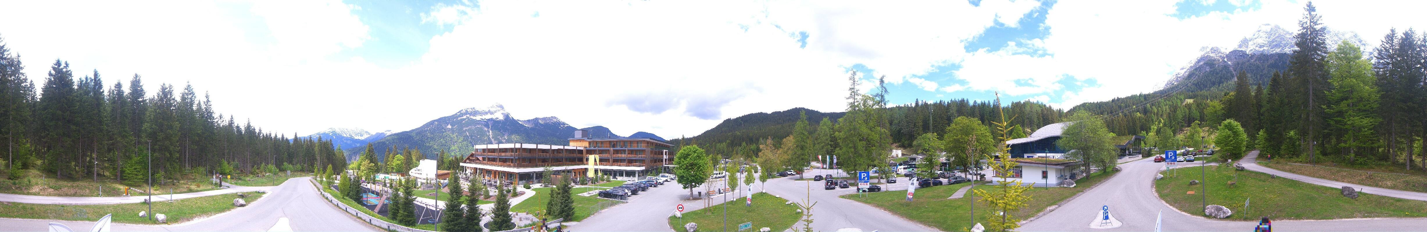 Archiv Foto Webcam Tiroler Zugspitzbahn: Talstation in Ehrwald