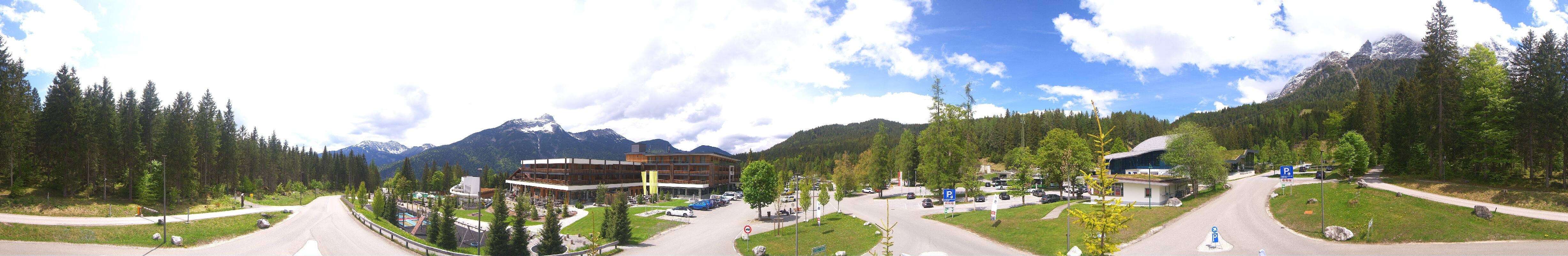Archiv Foto Webcam Tiroler Zugspitzbahn: Talstation in Ehrwald
