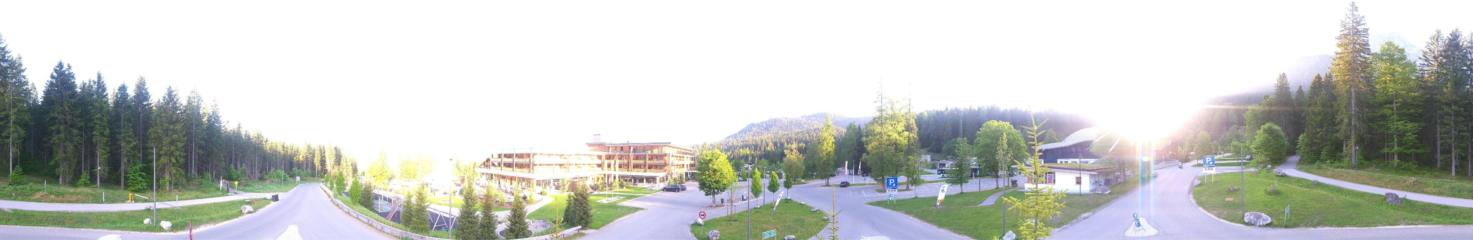 Archiv Foto Webcam Tiroler Zugspitzbahn: Talstation in Ehrwald