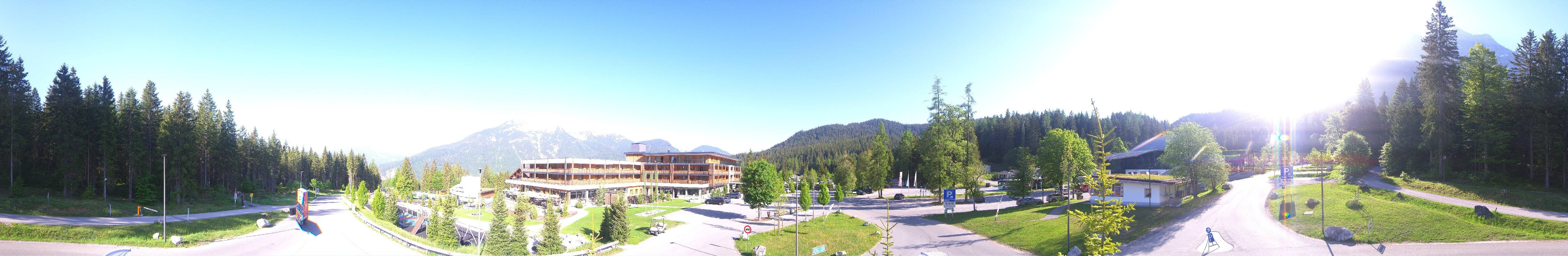 Archiv Foto Webcam Tiroler Zugspitzbahn: Talstation in Ehrwald