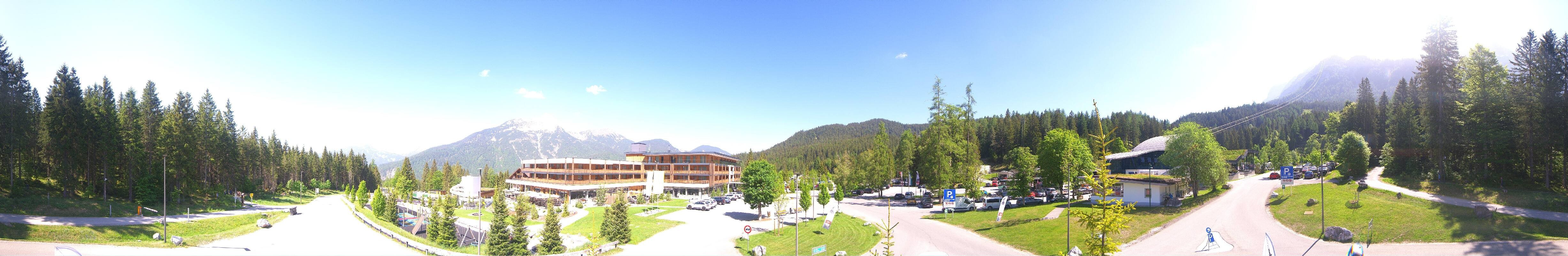 Archiv Foto Webcam Tiroler Zugspitzbahn: Talstation in Ehrwald