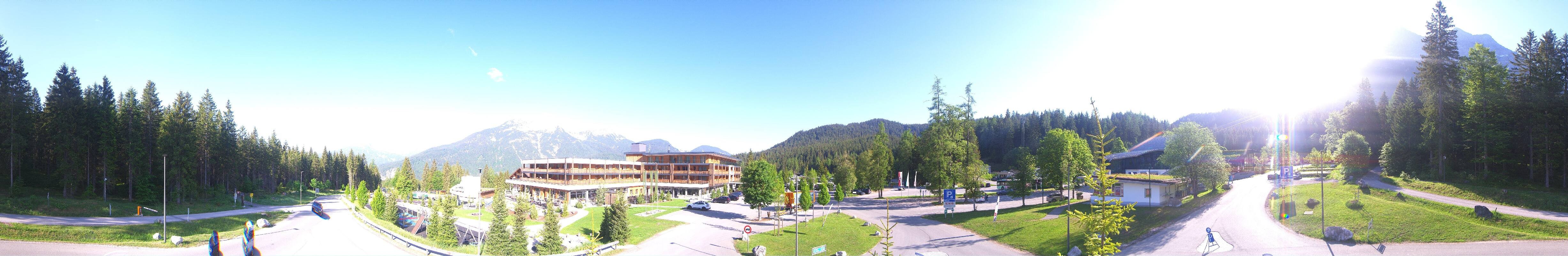 Archiv Foto Webcam Tiroler Zugspitzbahn: Talstation in Ehrwald