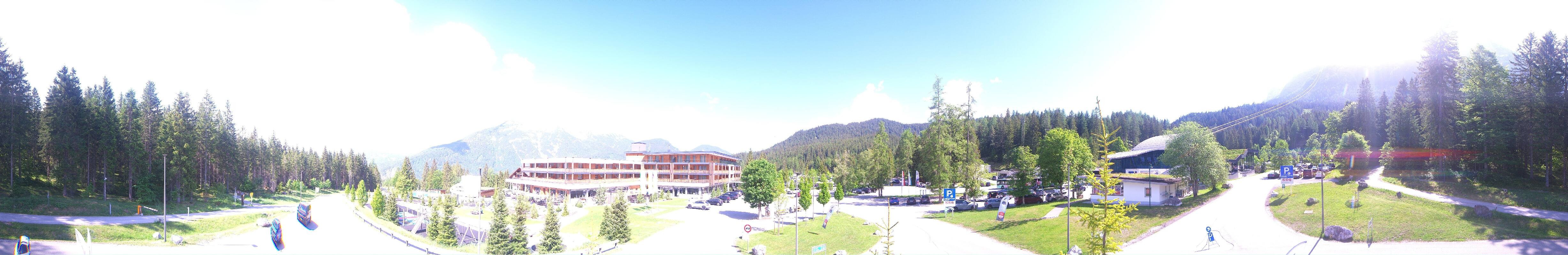 Archiv Foto Webcam Tiroler Zugspitzbahn: Talstation in Ehrwald