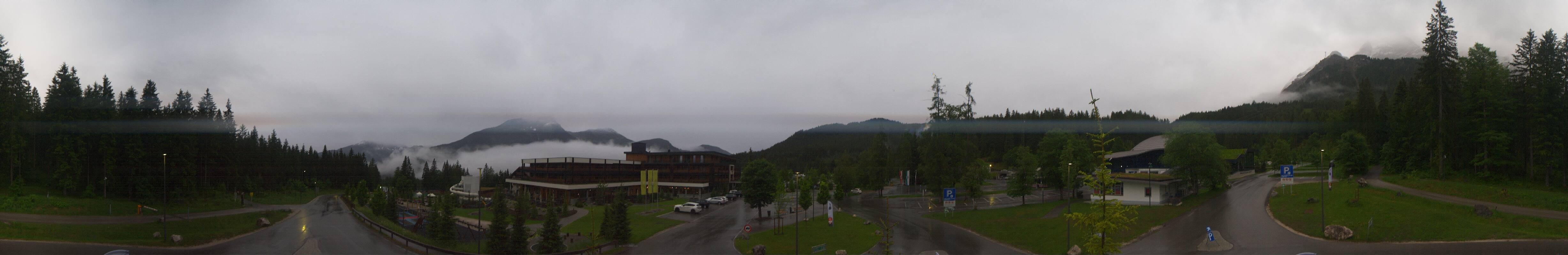 Archiv Foto Webcam Tiroler Zugspitzbahn: Talstation in Ehrwald