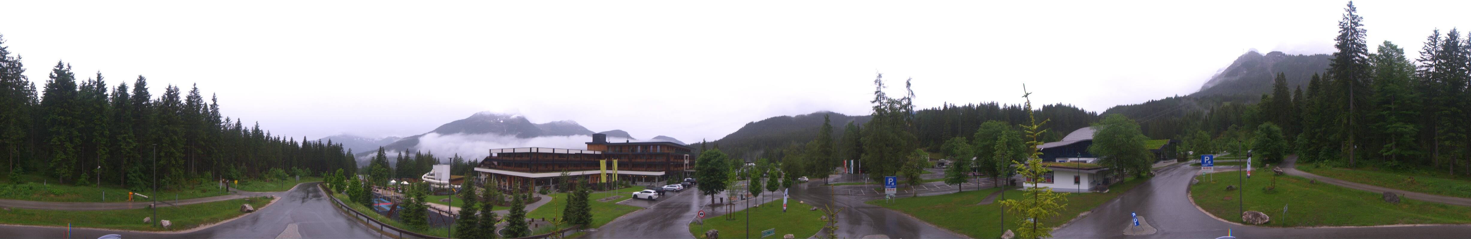 Archiv Foto Webcam Tiroler Zugspitzbahn: Talstation in Ehrwald