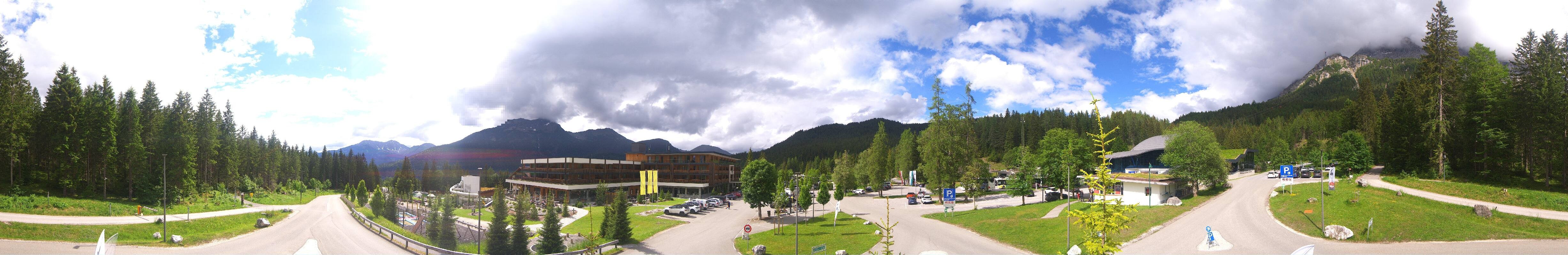 Archiv Foto Webcam Tiroler Zugspitzbahn: Talstation in Ehrwald