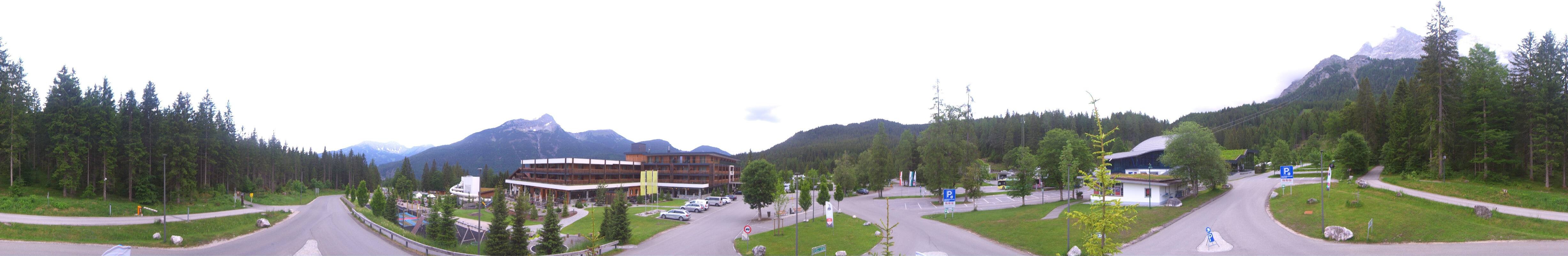 Archiv Foto Webcam Tiroler Zugspitzbahn: Talstation in Ehrwald