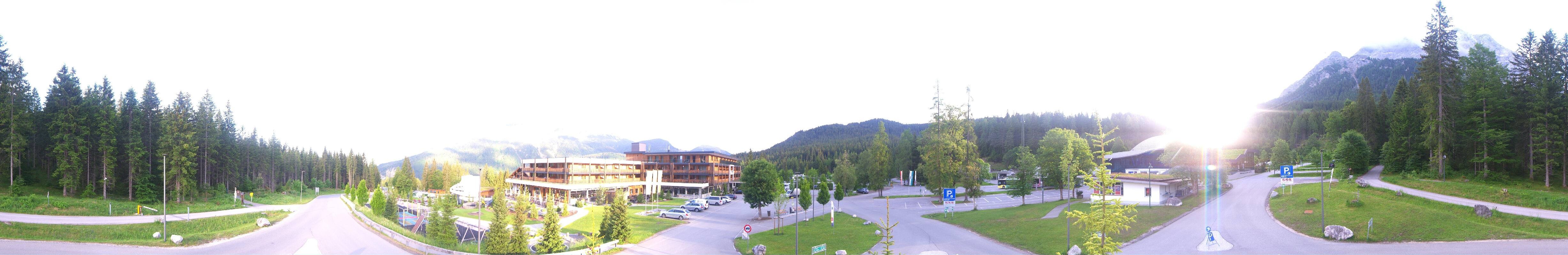 Archiv Foto Webcam Tiroler Zugspitzbahn: Talstation in Ehrwald