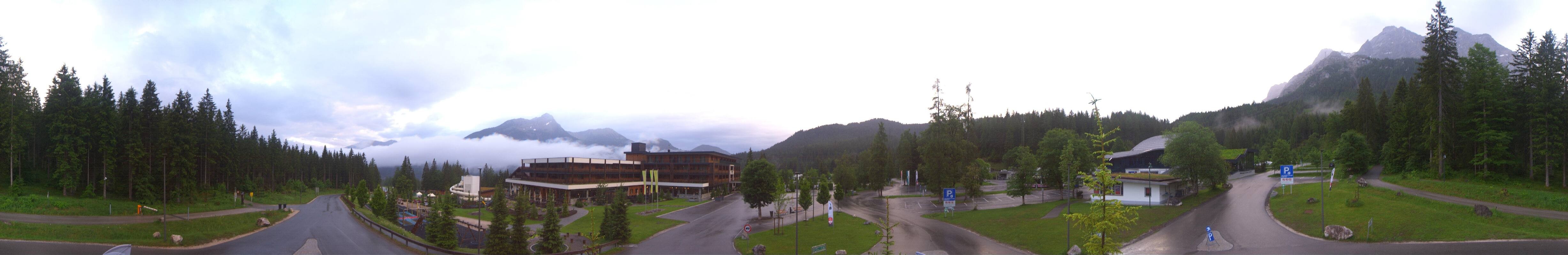 Archiv Foto Webcam Tiroler Zugspitzbahn: Talstation in Ehrwald