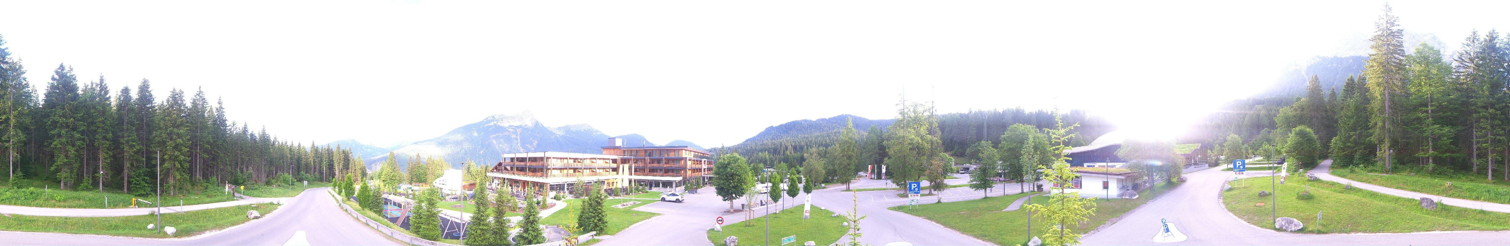 Archiv Foto Webcam Tiroler Zugspitzbahn: Talstation in Ehrwald
