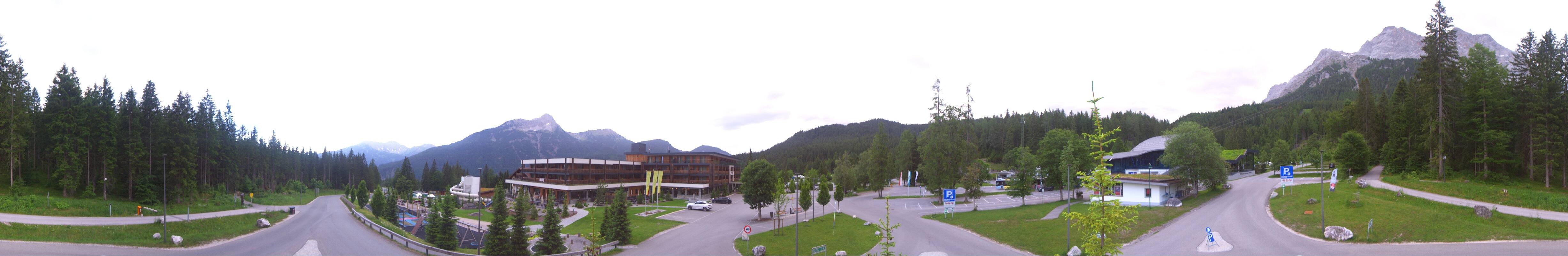 Archiv Foto Webcam Tiroler Zugspitzbahn: Talstation in Ehrwald
