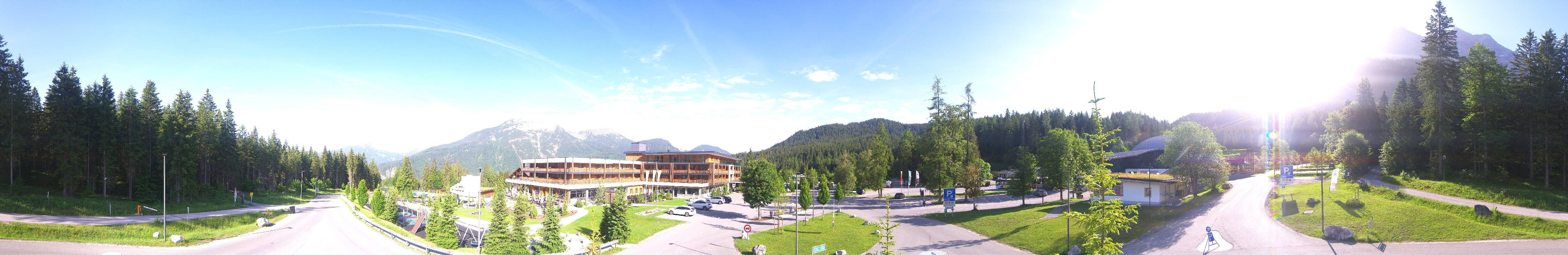 Archiv Foto Webcam Tiroler Zugspitzbahn: Talstation in Ehrwald