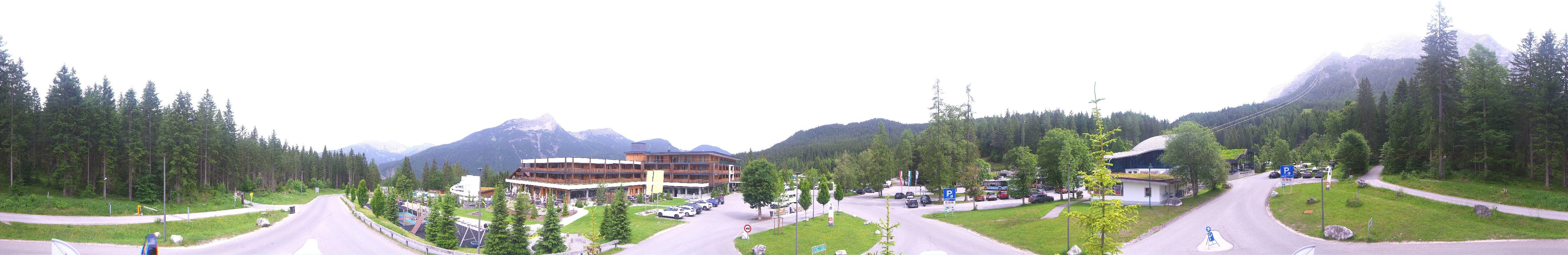 Archiv Foto Webcam Tiroler Zugspitzbahn: Talstation in Ehrwald