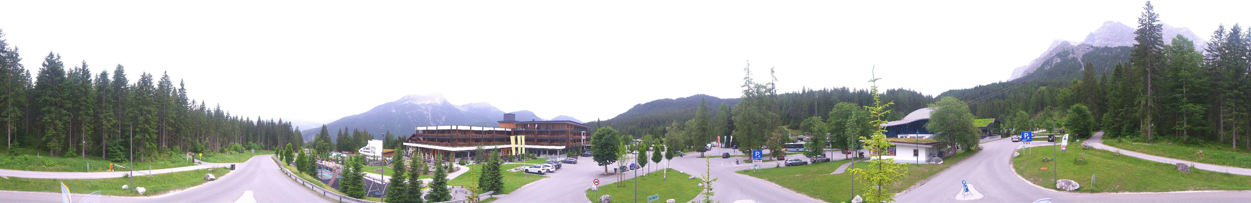 Archiv Foto Webcam Tiroler Zugspitzbahn: Talstation in Ehrwald