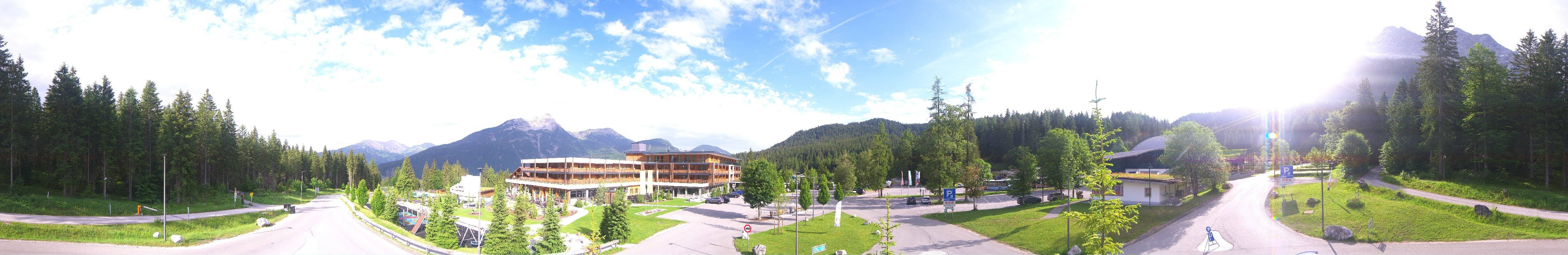 Archiv Foto Webcam Tiroler Zugspitzbahn: Talstation in Ehrwald