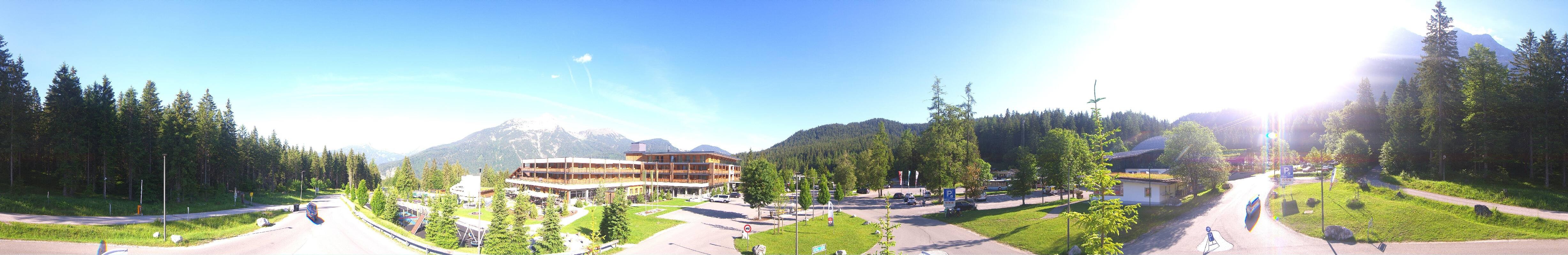 Archiv Foto Webcam Tiroler Zugspitzbahn: Talstation in Ehrwald