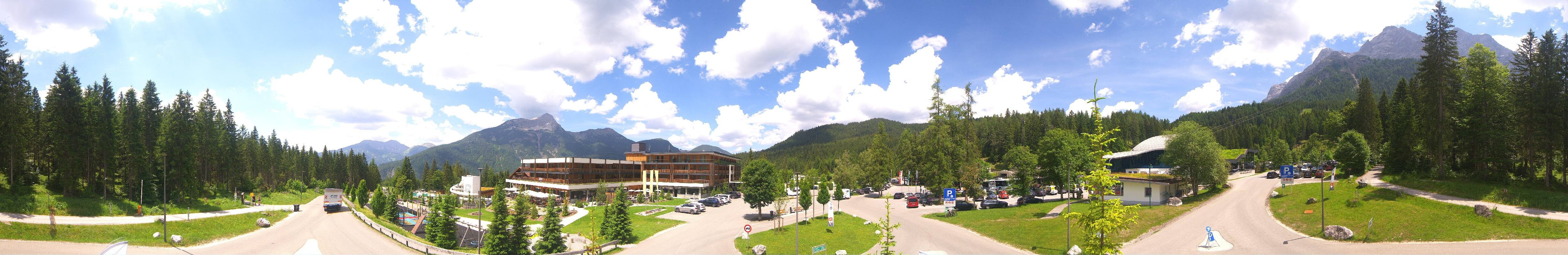 Archiv Foto Webcam Tiroler Zugspitzbahn: Talstation in Ehrwald