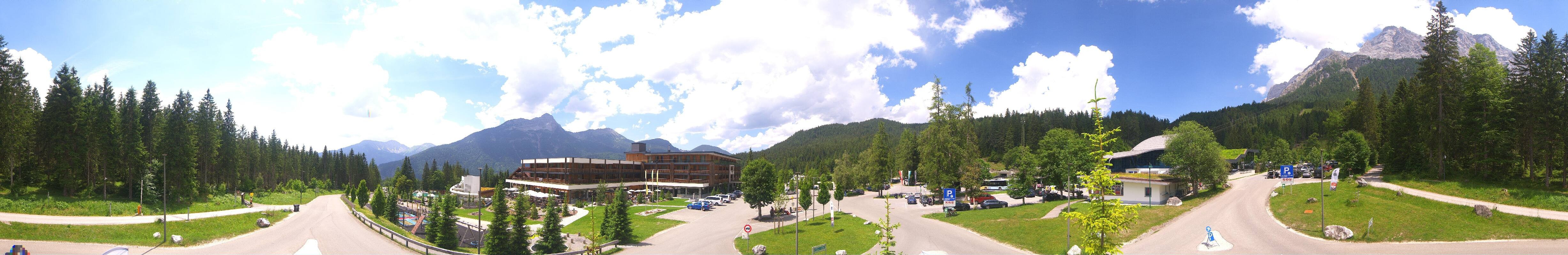 Archiv Foto Webcam Tiroler Zugspitzbahn: Talstation in Ehrwald