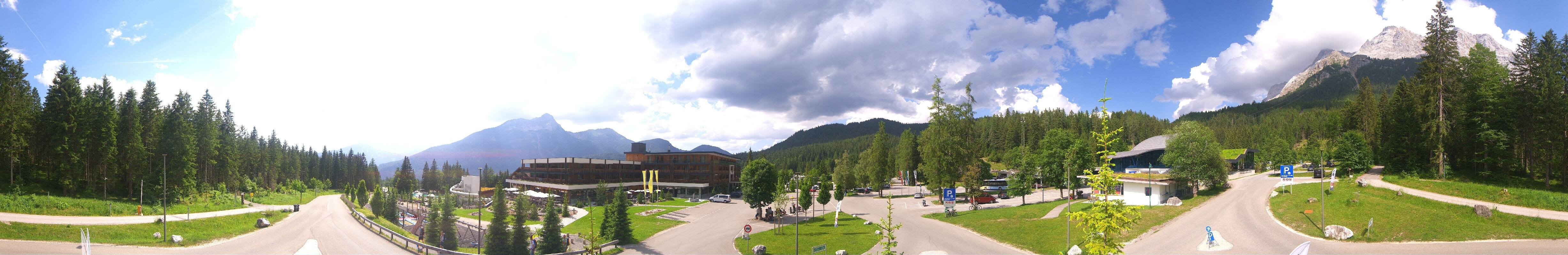 Archiv Foto Webcam Tiroler Zugspitzbahn: Talstation in Ehrwald