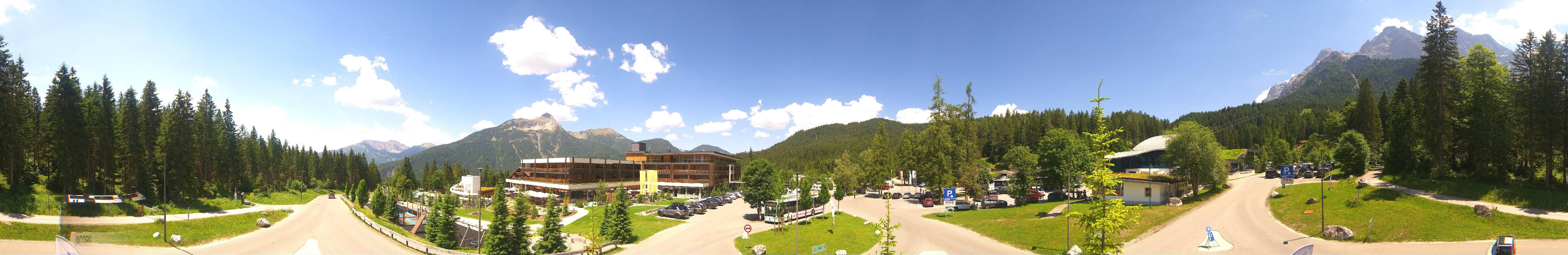 Archiv Foto Webcam Tiroler Zugspitzbahn: Talstation in Ehrwald