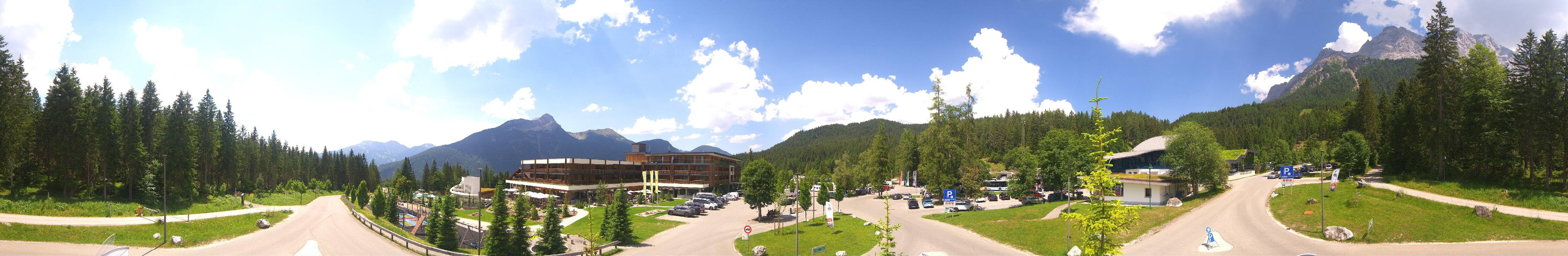 Archiv Foto Webcam Tiroler Zugspitzbahn: Talstation in Ehrwald