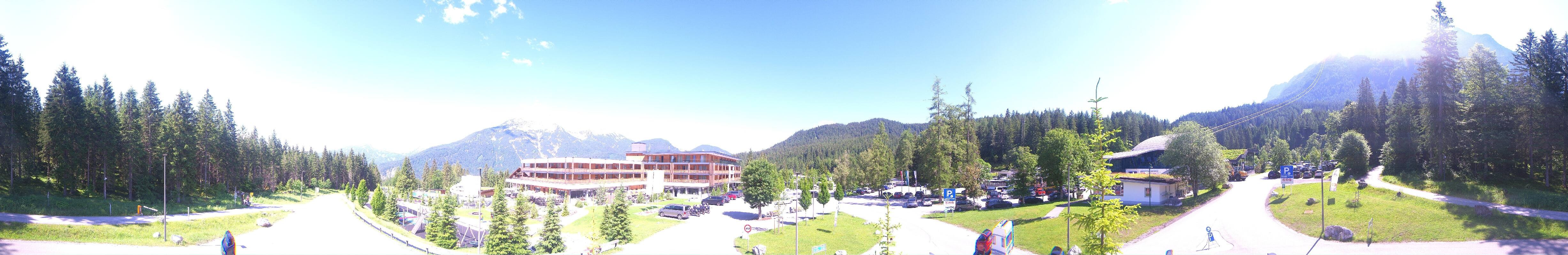 Archiv Foto Webcam Tiroler Zugspitzbahn: Talstation in Ehrwald