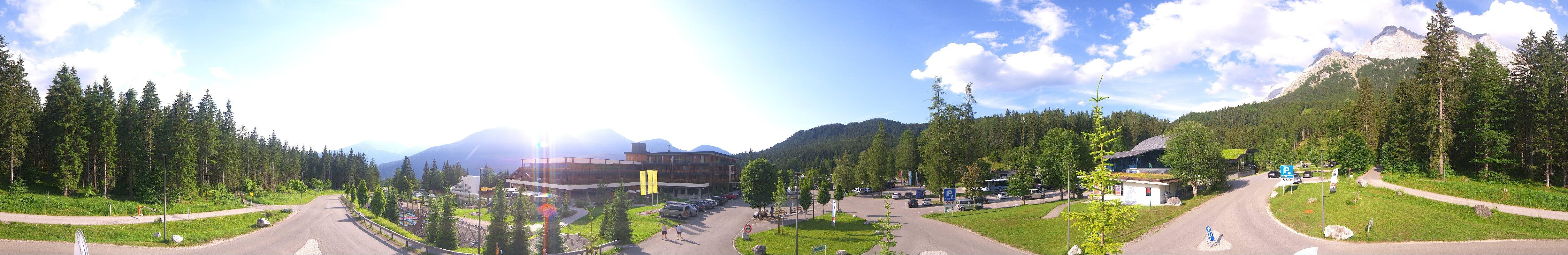 Archiv Foto Webcam Tiroler Zugspitzbahn: Talstation in Ehrwald