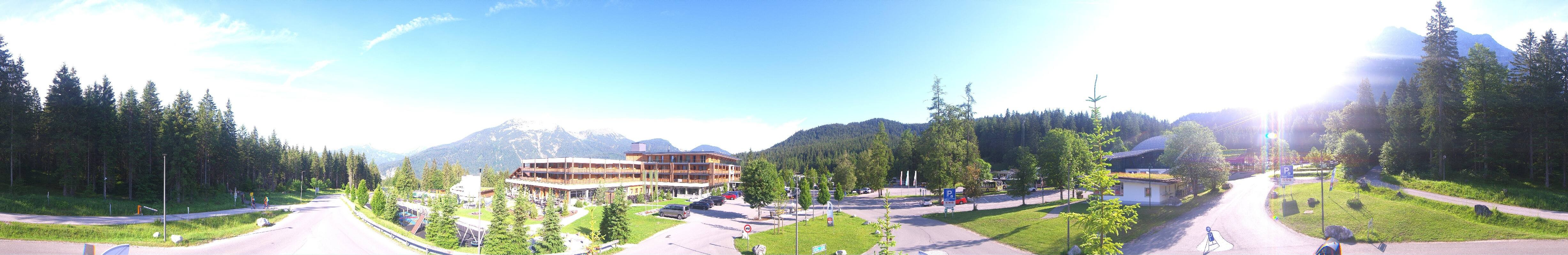 Archiv Foto Webcam Tiroler Zugspitzbahn: Talstation in Ehrwald