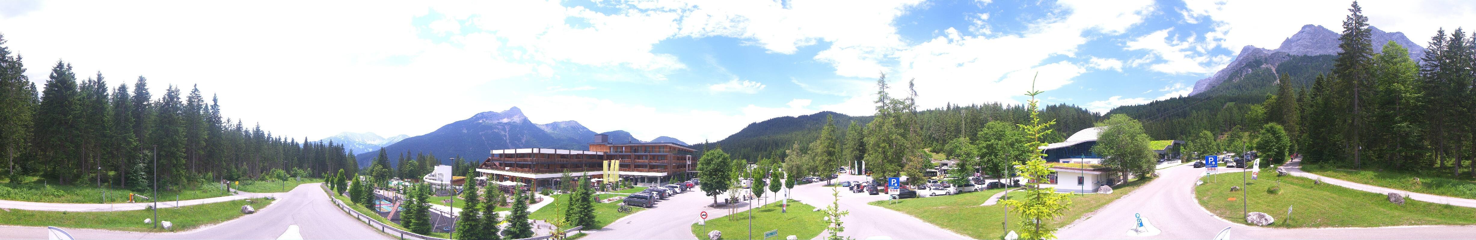 Archiv Foto Webcam Tiroler Zugspitzbahn: Talstation in Ehrwald
