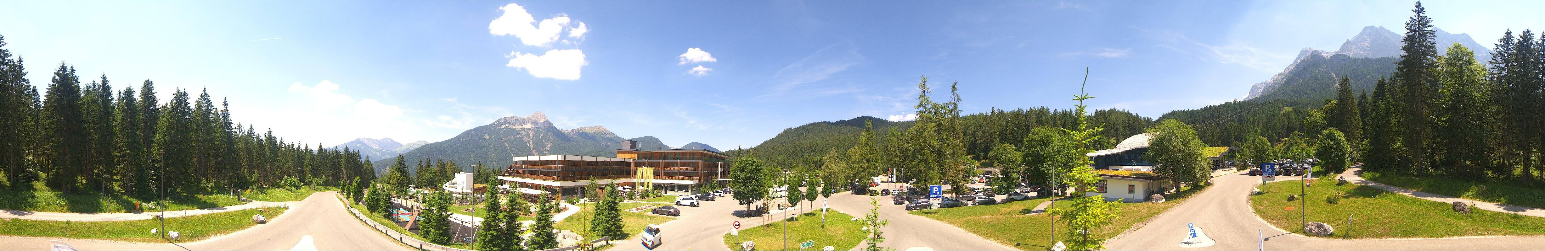 Archiv Foto Webcam Tiroler Zugspitzbahn: Talstation in Ehrwald