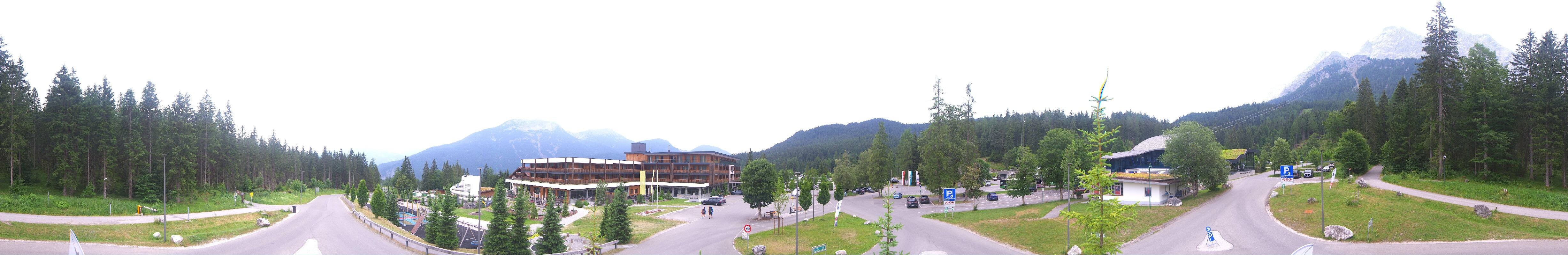 Archiv Foto Webcam Tiroler Zugspitzbahn: Talstation in Ehrwald