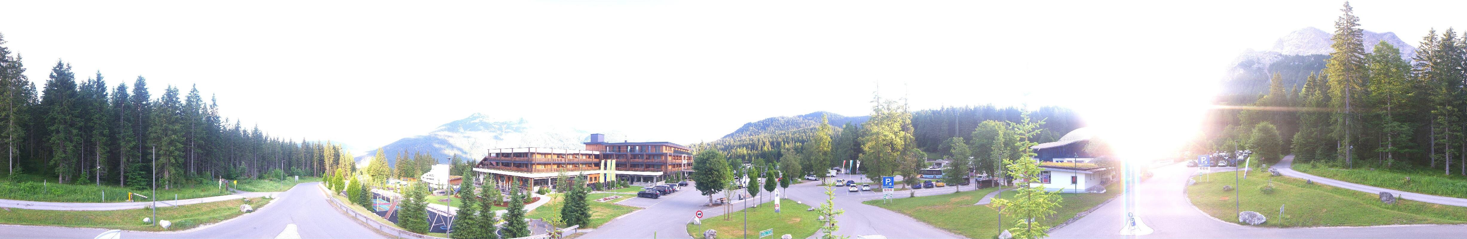 Archiv Foto Webcam Tiroler Zugspitzbahn: Talstation in Ehrwald