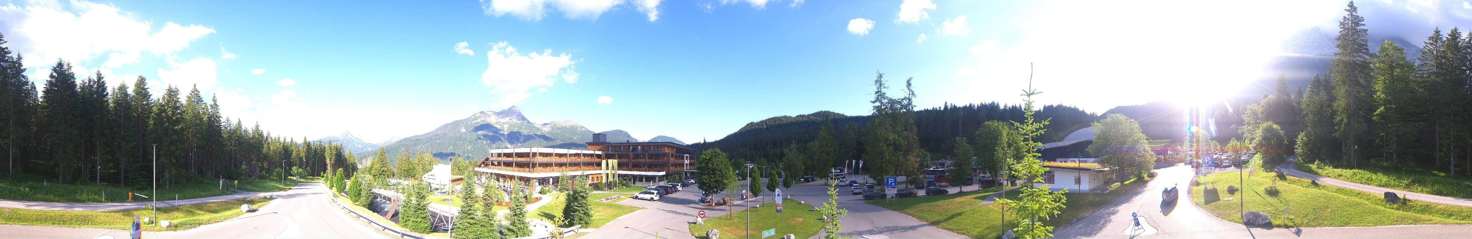 Archiv Foto Webcam Tiroler Zugspitzbahn: Talstation in Ehrwald