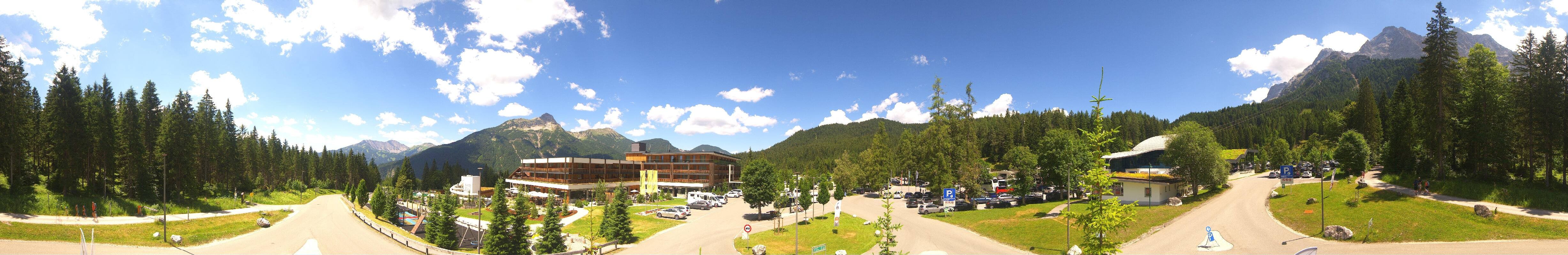 Archiv Foto Webcam Tiroler Zugspitzbahn: Talstation in Ehrwald