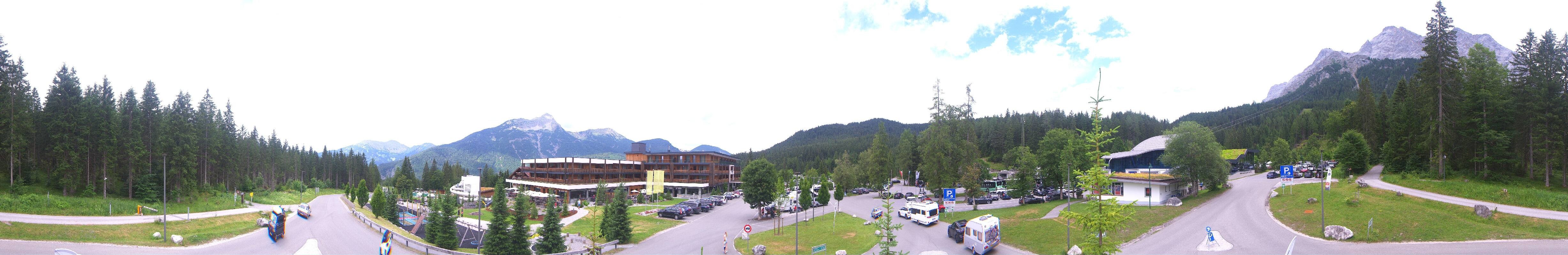 Archiv Foto Webcam Tiroler Zugspitzbahn: Talstation in Ehrwald