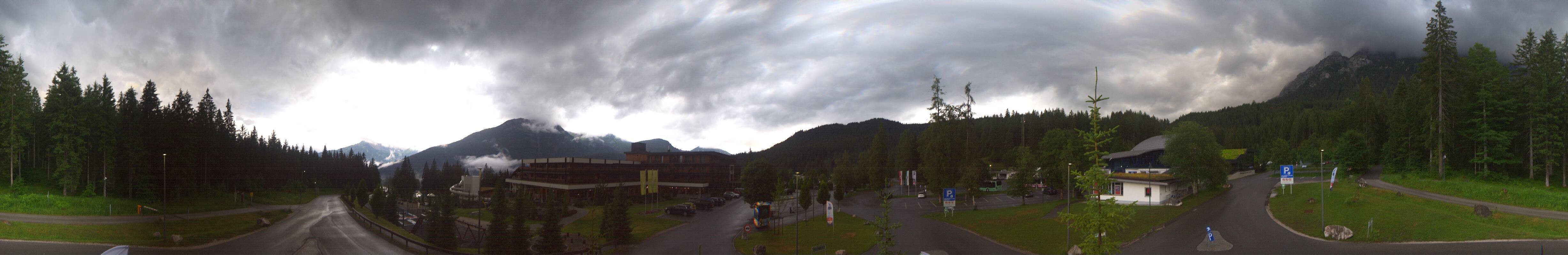 Archiv Foto Webcam Tiroler Zugspitzbahn: Talstation in Ehrwald