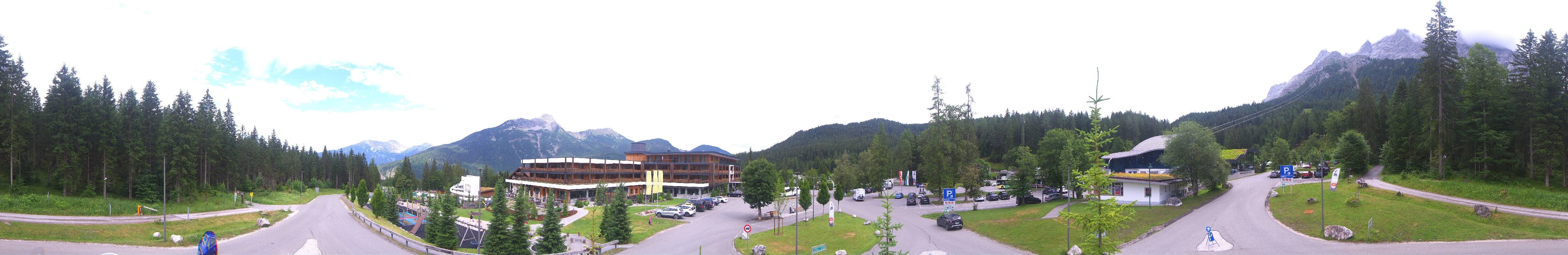 Archiv Foto Webcam Tiroler Zugspitzbahn: Talstation in Ehrwald