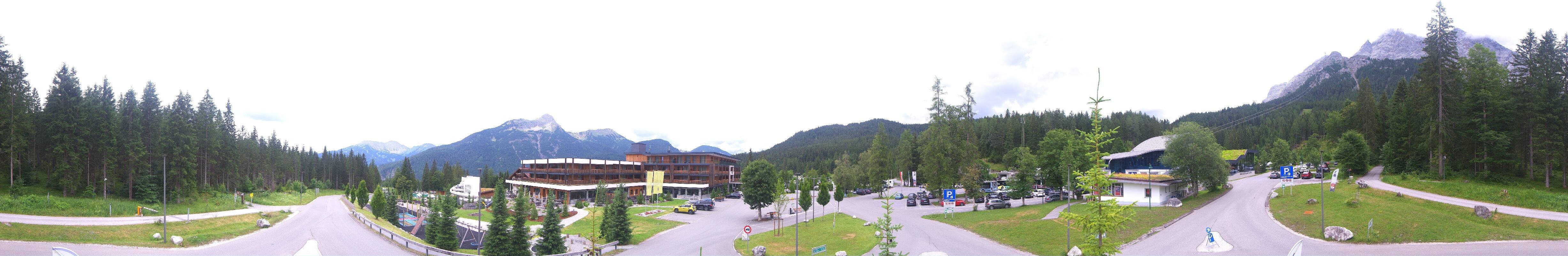Archiv Foto Webcam Tiroler Zugspitzbahn: Talstation in Ehrwald