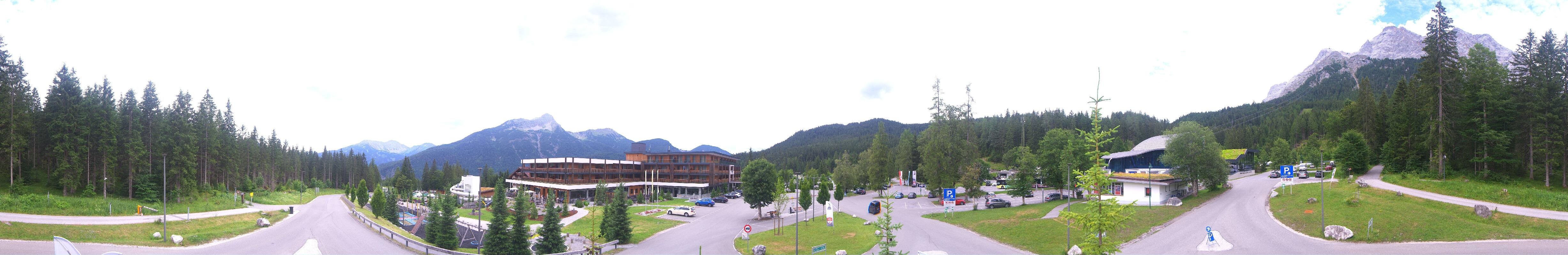 Archiv Foto Webcam Tiroler Zugspitzbahn: Talstation in Ehrwald