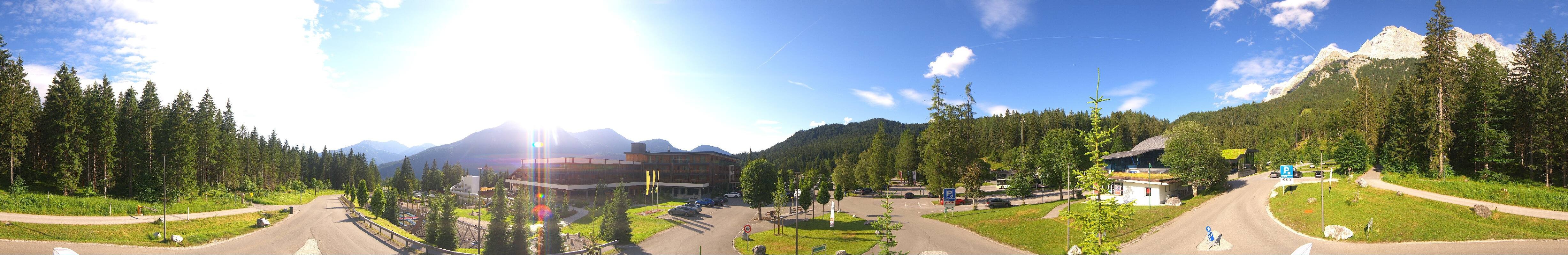 Archiv Foto Webcam Tiroler Zugspitzbahn: Talstation in Ehrwald