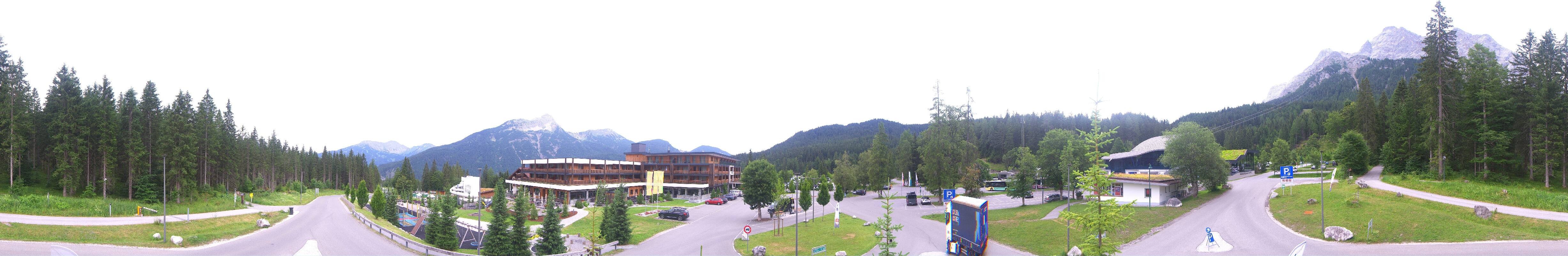 Archiv Foto Webcam Tiroler Zugspitzbahn: Talstation in Ehrwald