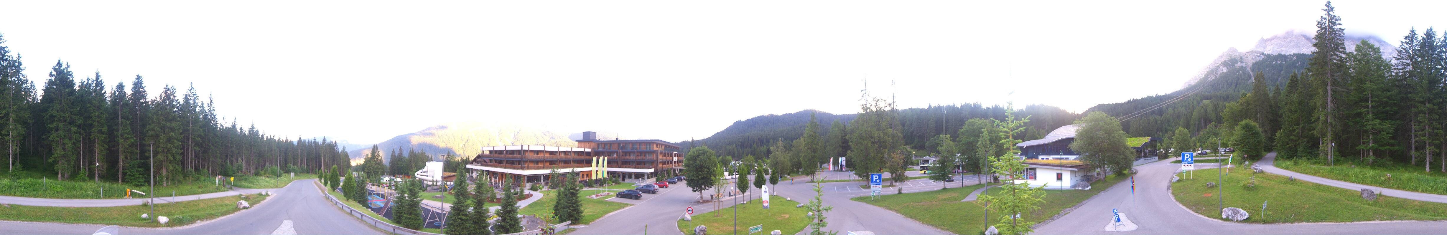 Archiv Foto Webcam Tiroler Zugspitzbahn: Talstation in Ehrwald