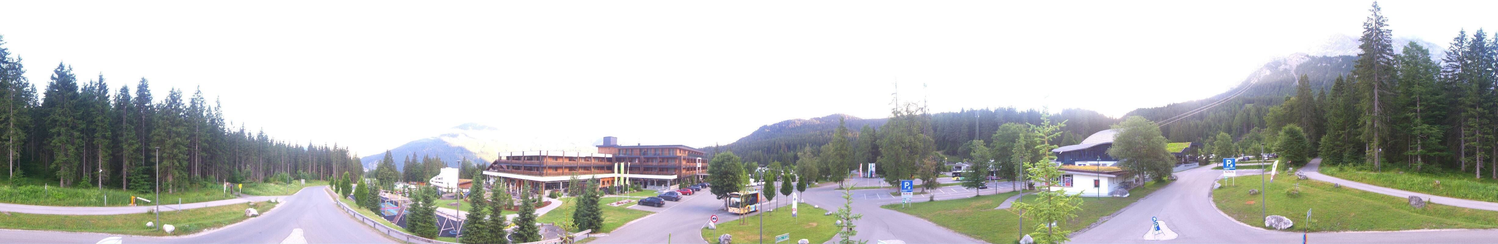Archiv Foto Webcam Tiroler Zugspitzbahn: Talstation in Ehrwald