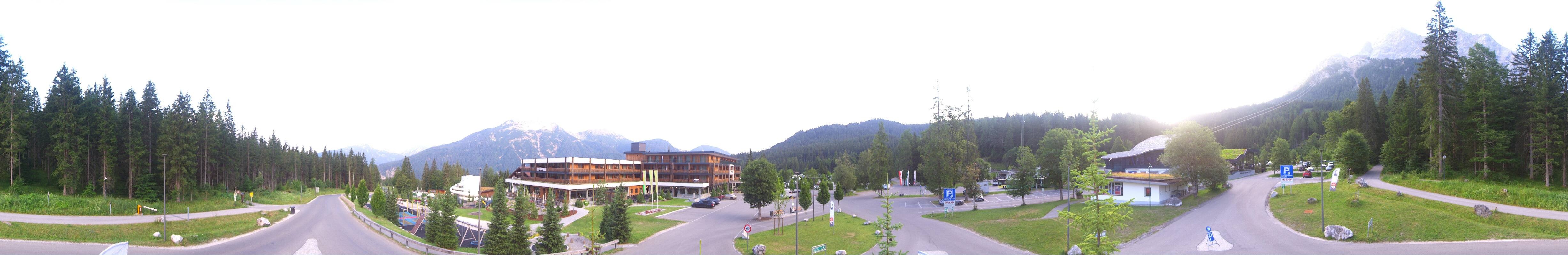 Archiv Foto Webcam Tiroler Zugspitzbahn: Talstation in Ehrwald